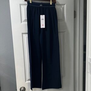 ALO Yoga Navy Blue Trousers